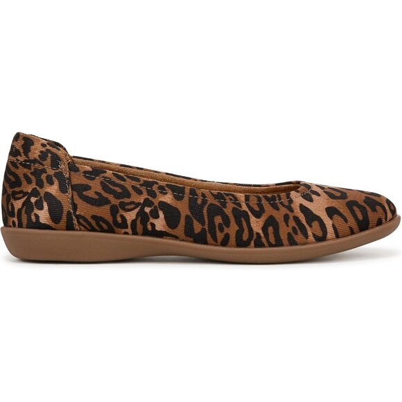 Naturalizer Women's Cheetah Closed Rounded Toe Slip on Flexy Ballet Flat Shoes - Picture 6 of 9